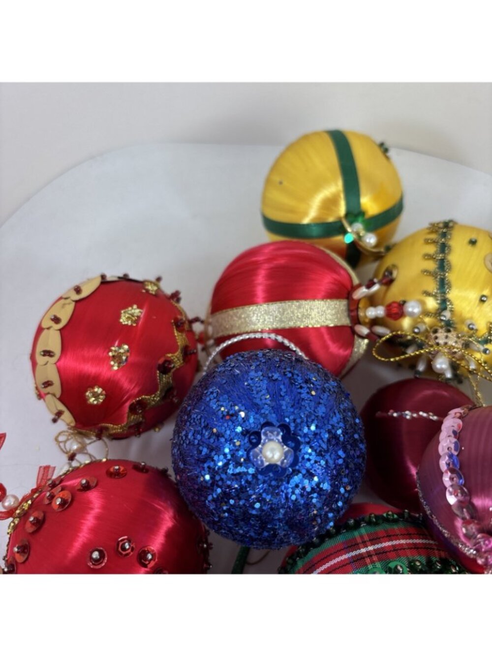 Vintage Christmas Satin Beaded Push Pin Ornaments Lot of 25 Handmade - Picture 6 of 7